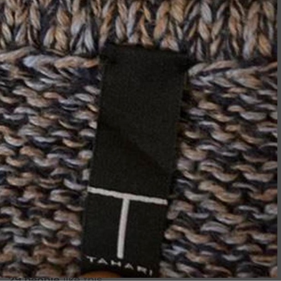 Off-The-Shoulder Knit Sweater - Picture 9 of 9